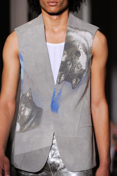 Look 38